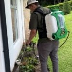 Aplicación de perímetro protector en un jardín